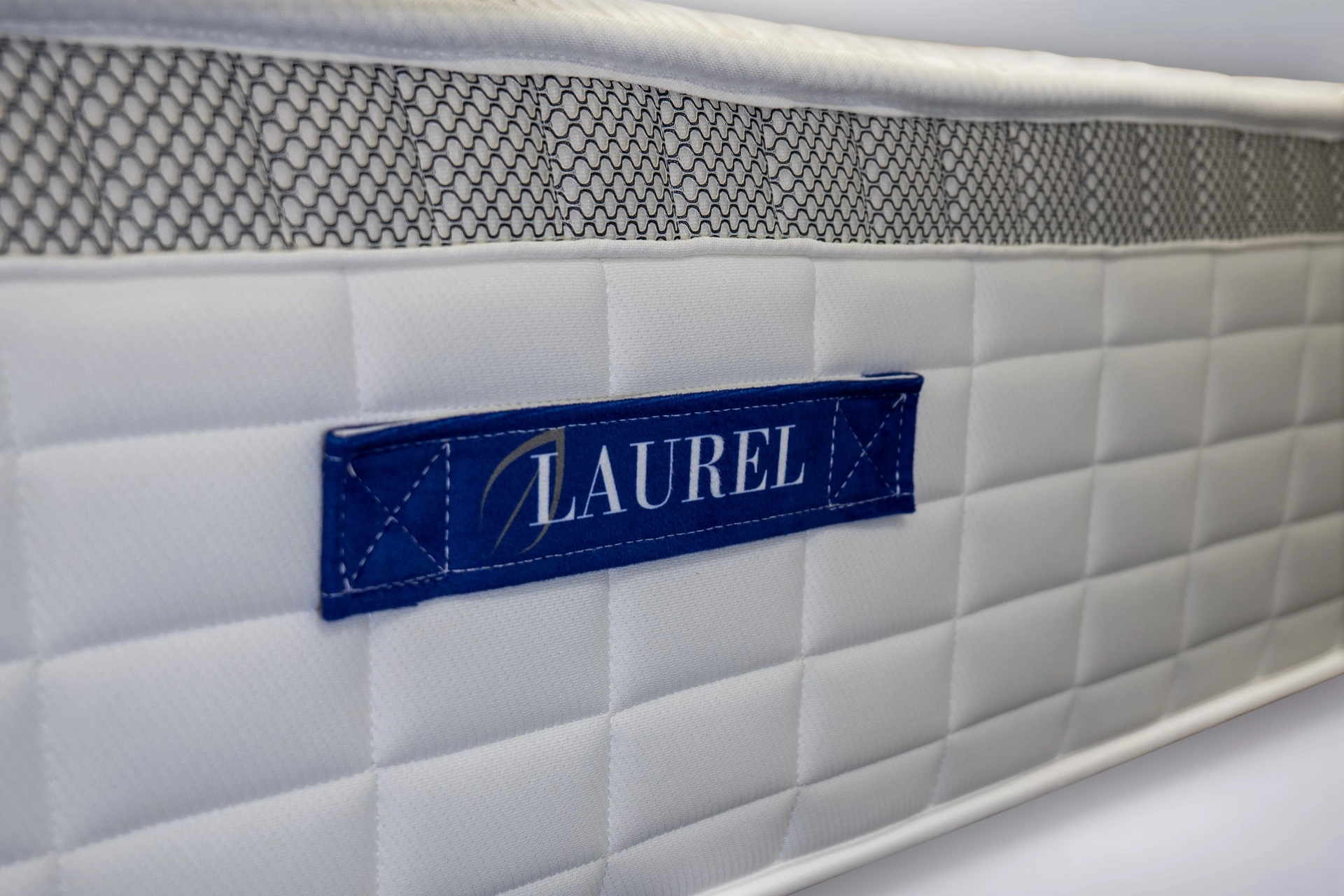 Laurel Latex 7 Zone Hybrid Super Posture Support Mattress - Image 3