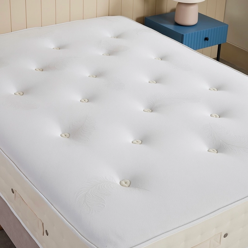 Posture Wool Natural Comfort & Pocket Sprung Silk Mattress - Image 4