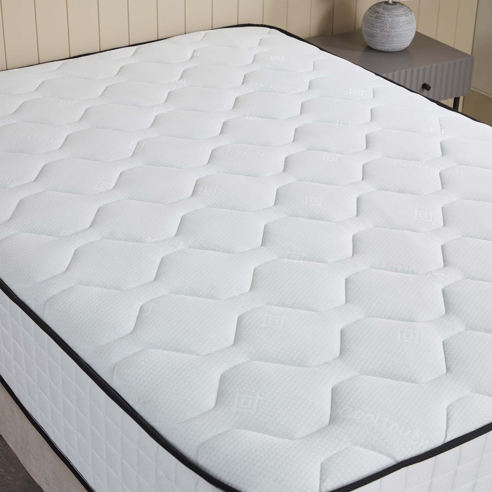 Medi Sleep Comfort Support Knitted Pocket Sprung Mattress - Image 5