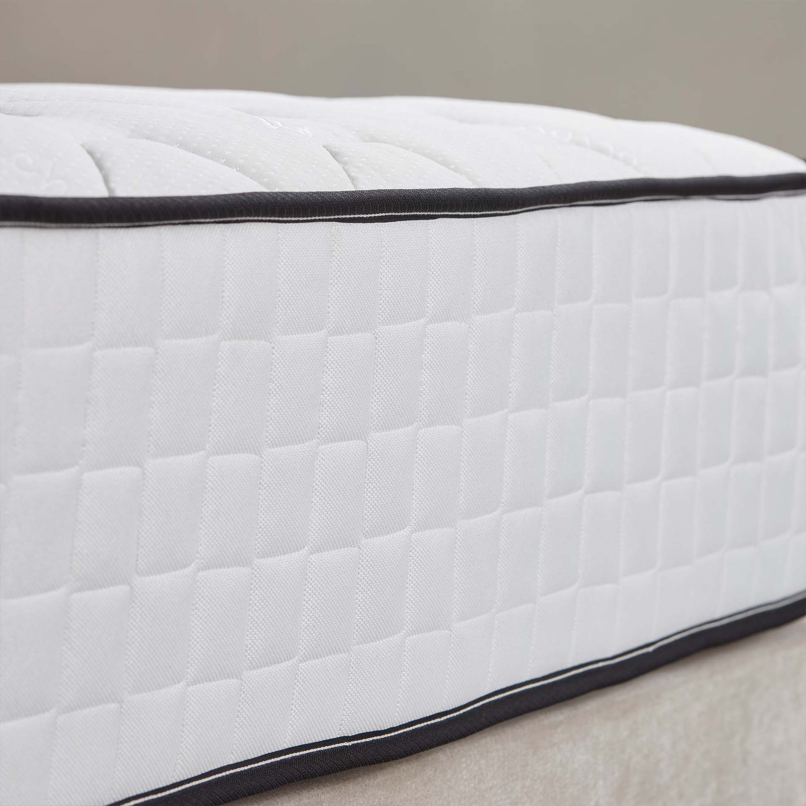 Medi Sleep Comfort Support Knitted Pocket Sprung Mattress - Image 2