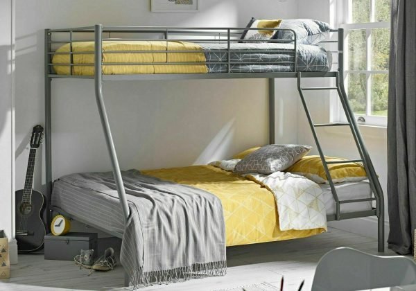 Java Metal Triple Sleeper Bunk Bed – Space-Saving Architecture & Heavy-Duty Steel