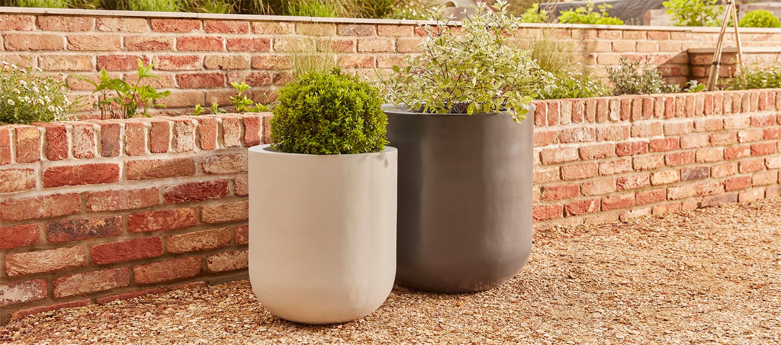 Set of 2 Extra Large Plant Pots